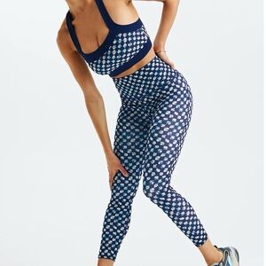 Fabletics Daisy Pureluxe Set